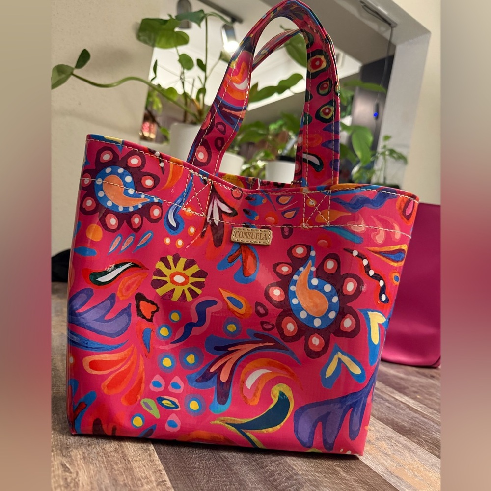 🌸 NWT Consuela “Mini Ceci” Tote – Brand New with Tags! -
